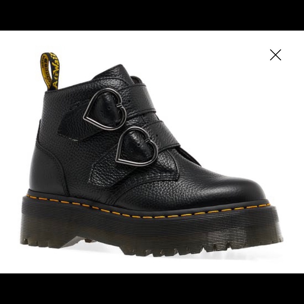 Doc Martens Devon Heart